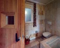 Sauna mit Tauchbecken + WC
