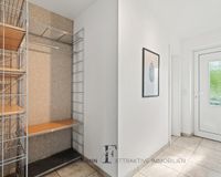 Eingang mit Garderobe