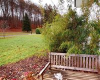 Wohnungseingang und Sitzplatz