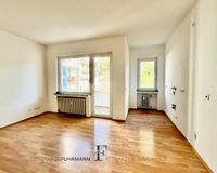 Küche und Wohnzimmer